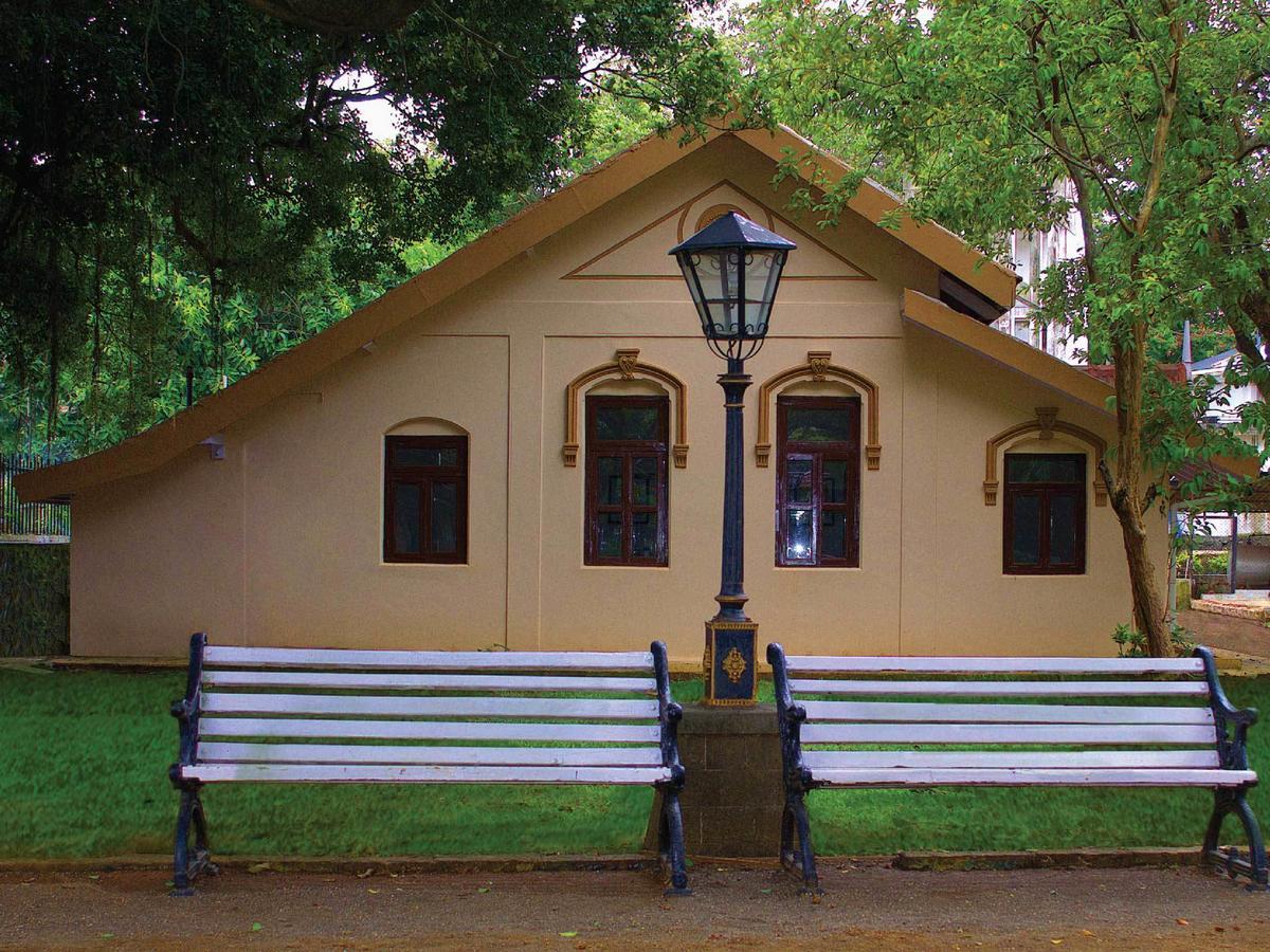 Krisna All Suite Stay Lonavla Zewnętrze zdjęcie