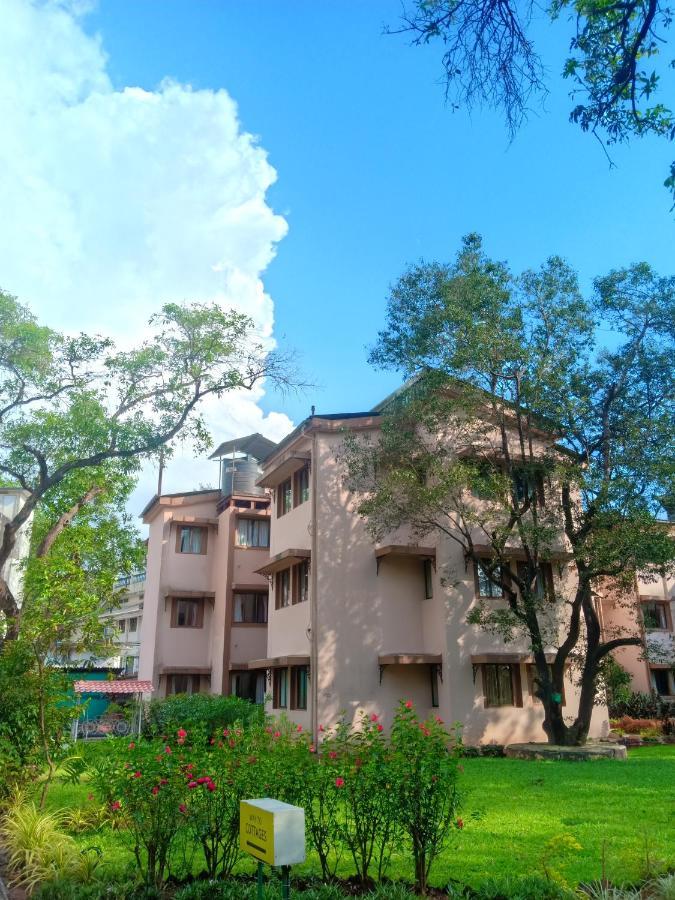 Krisna All Suite Stay Lonavla Zewnętrze zdjęcie